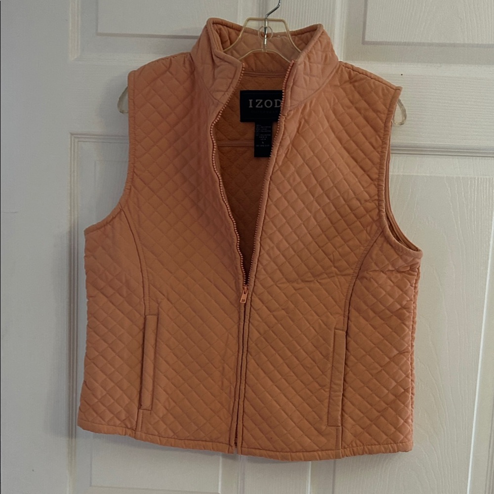 Izod Women's Quilted Vest in Orange